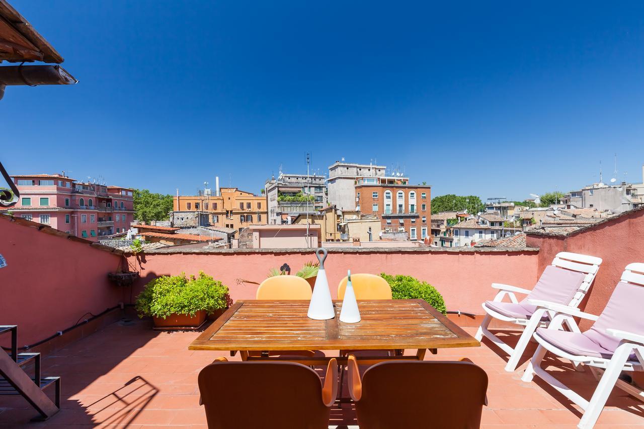 Il Nascondiglio Del Prete Apartment Rome Bagian luar foto